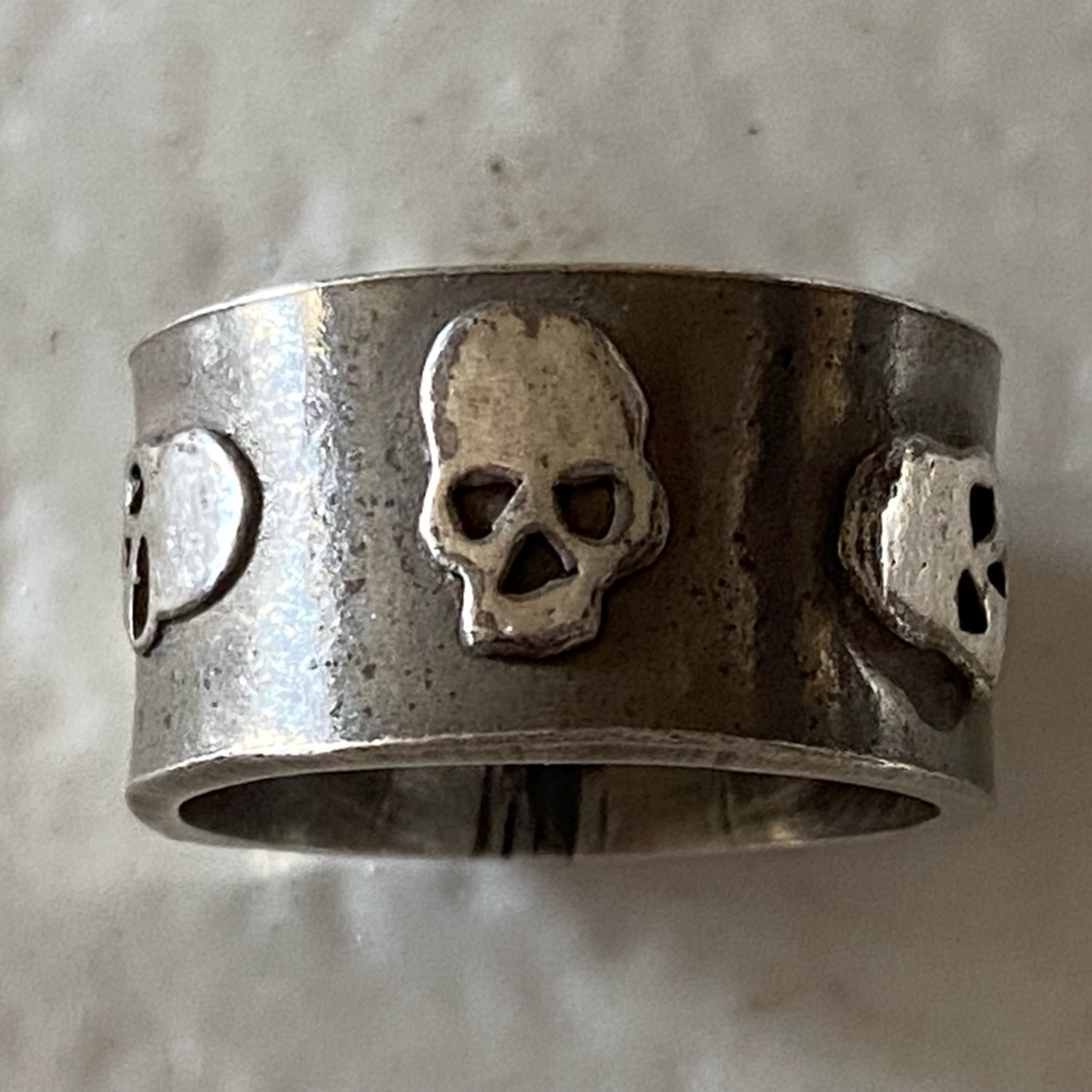 Fun Sterling Skull 💀 Ring